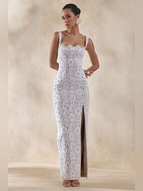 [SOLD OUT] Club L London ZARISSE White Lace Square-Neck Maxi Dress